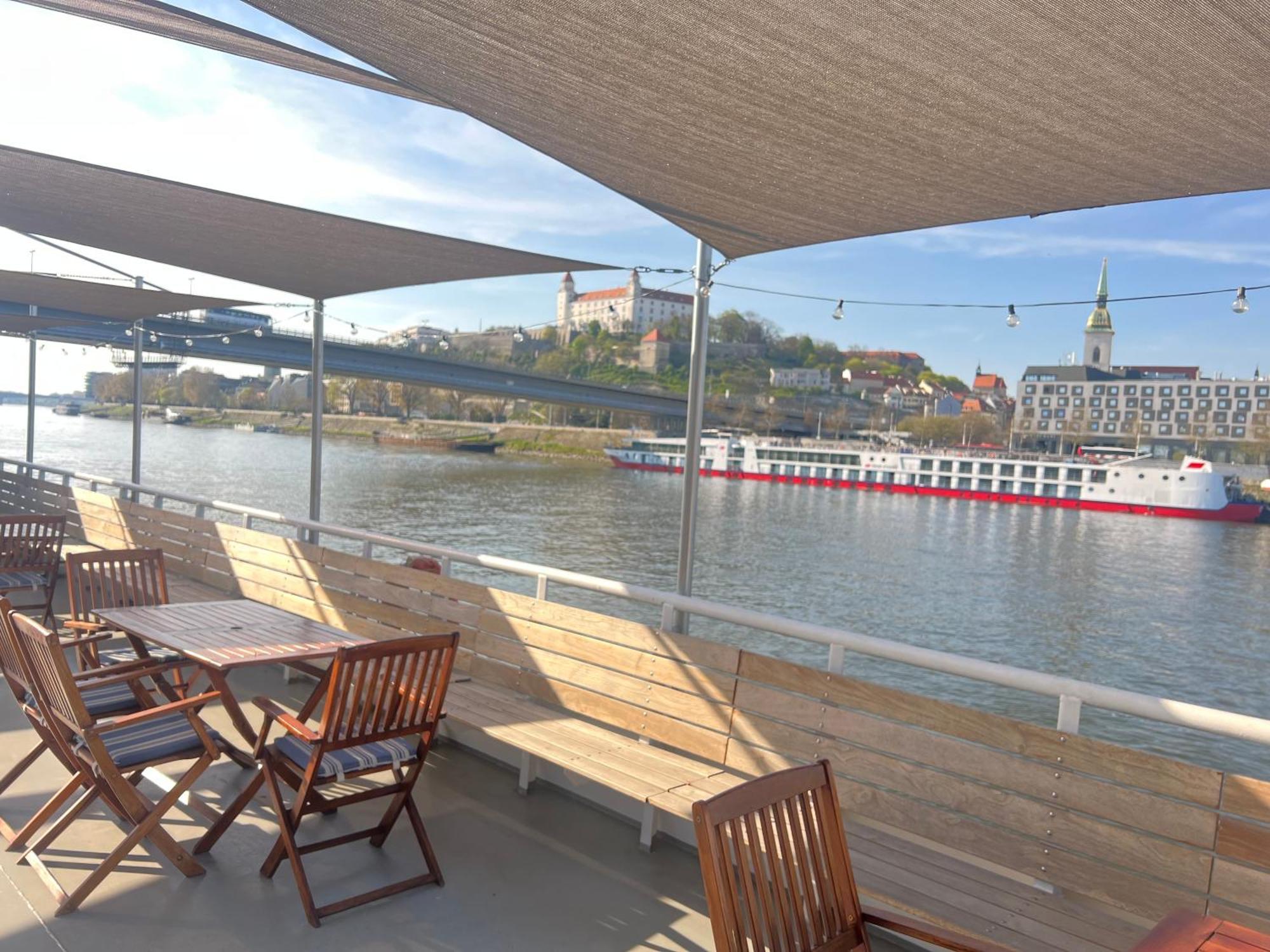 Orient Express Paris-Pressburg By Zazi Apartman Kültér fotó